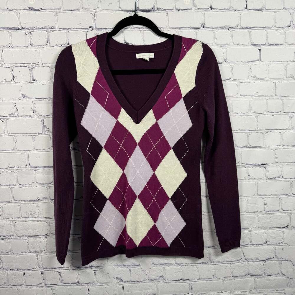 New York & Company Argyle Geometric V-neck Sweater Size XS